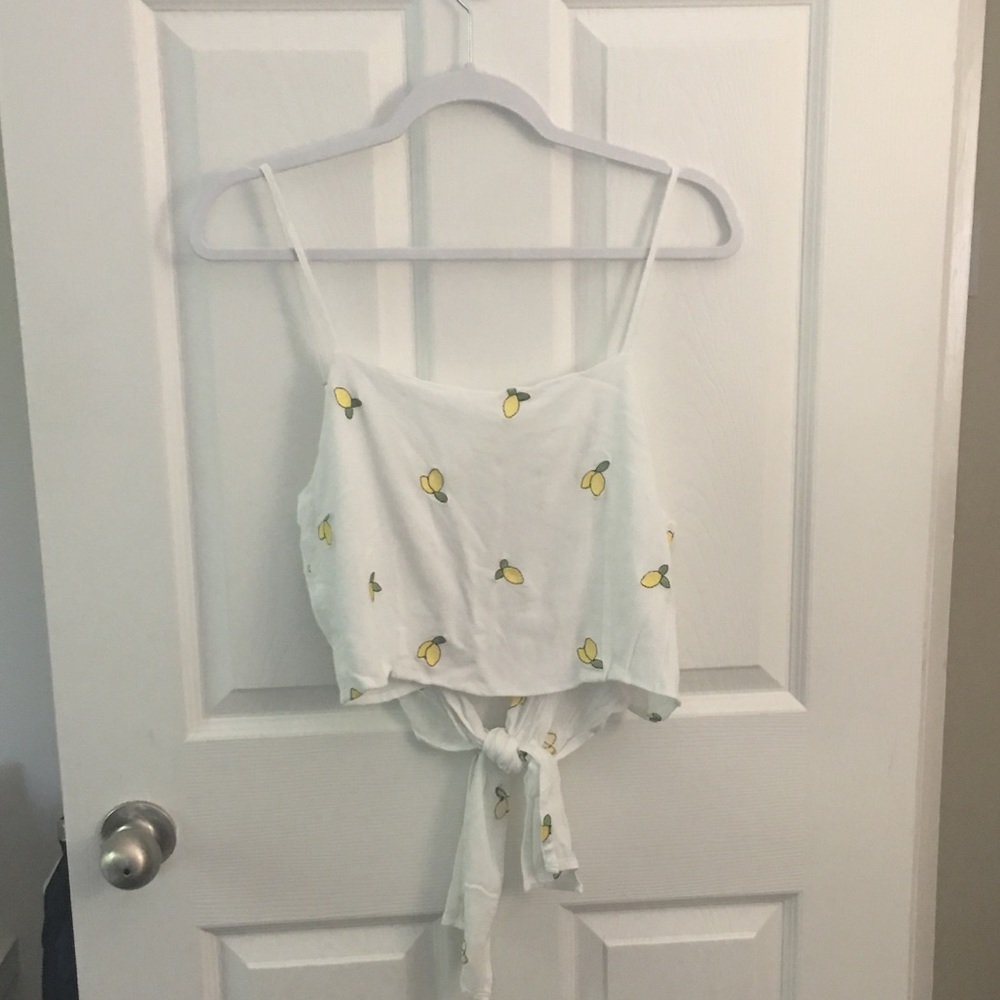 Lemon print top